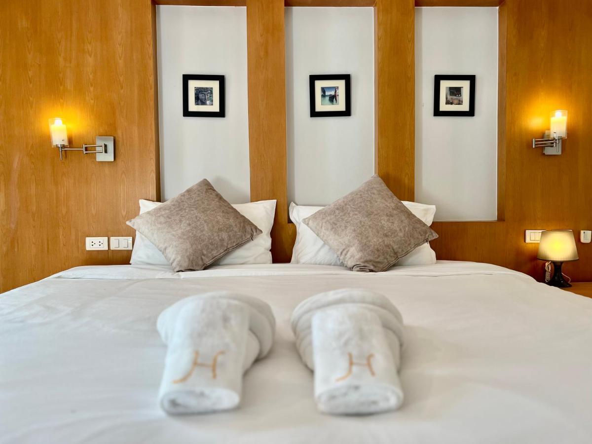 Icon Park Phuket Condo Esterno foto